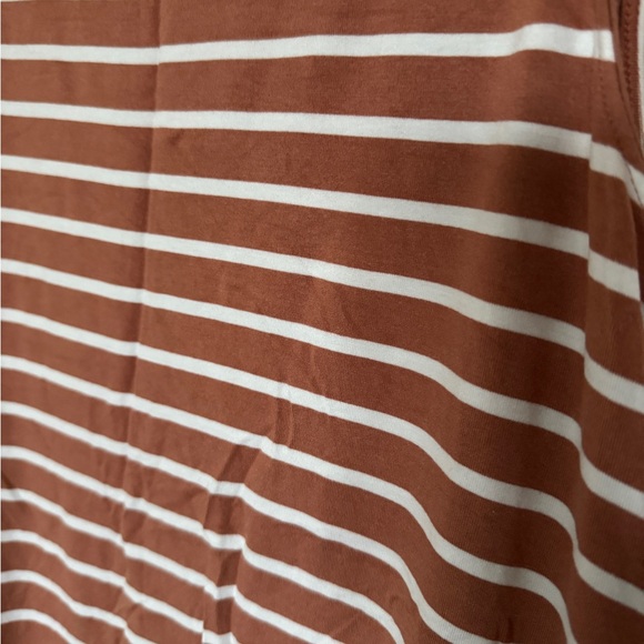 Old Navy Brown and White Striped Tank Top - Picture 2 of 3